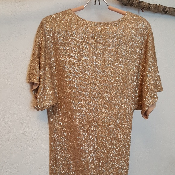 Dress - Picture 3 of 3